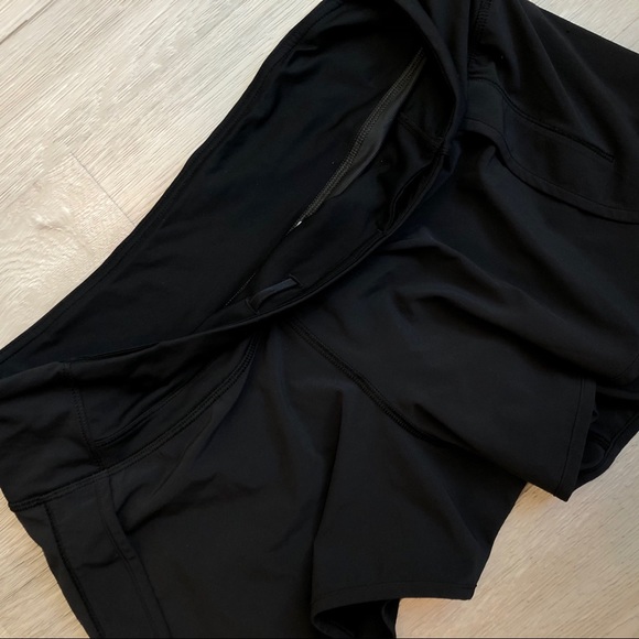 Sold 🖤🖤🖤Lululemon Speed Up Shorts - Picture 9 of 10